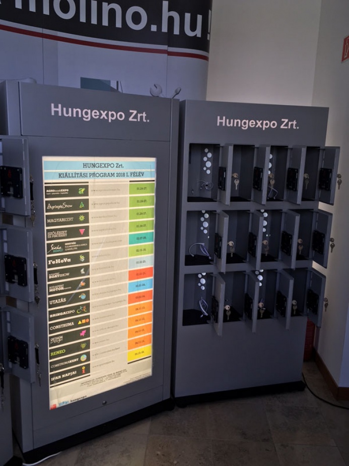 Hungexpo Zrt. egyedi gyártású mobiltöltőállomások: Hungexpo_05